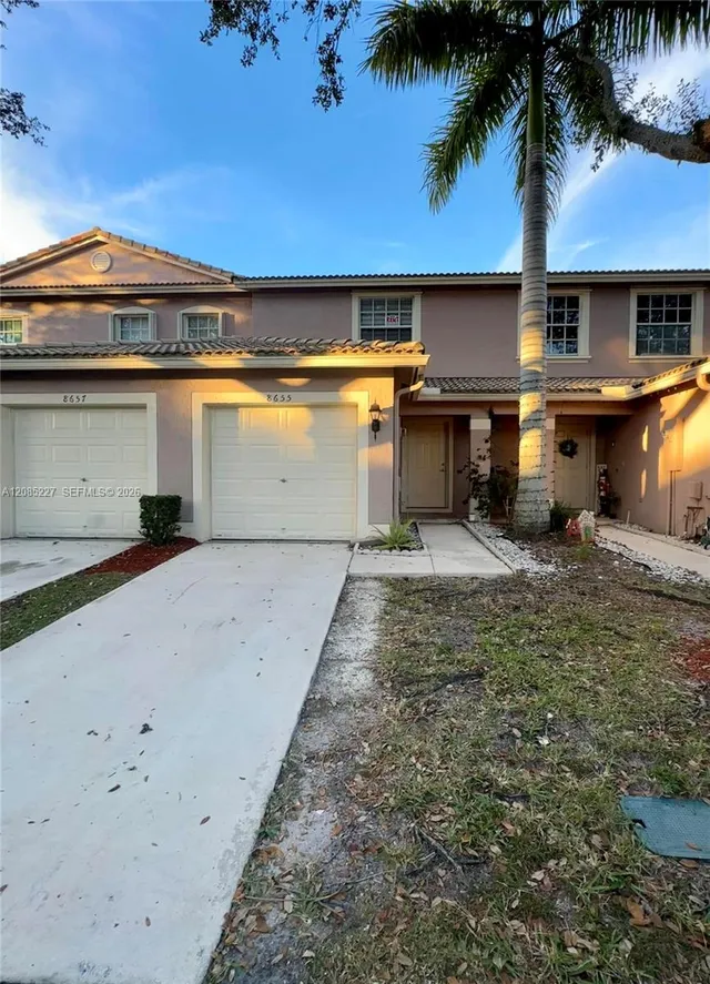 2-bedroom home at 8655 N Southgate Shores Circle, Tamarac