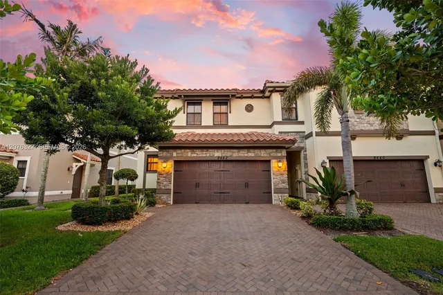 3-bedroom home at 8442 Lake Majesty Lane, Parkland