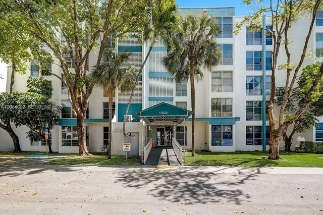1-bedroom home at 17620 Atlantic Boulevard #315, Sunny Isles Beach