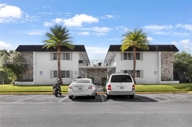 1-bedroom rental at 2040 NE 170th Street #10, North Miami Beach