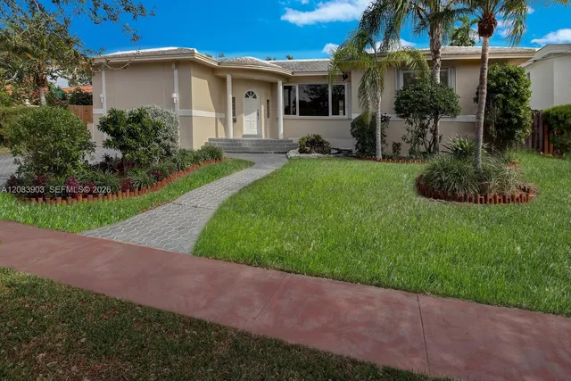 3-bedroom rental at 4555 N Jefferson Avenue, Miami Beach