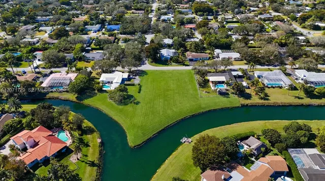 Land at 17325 SW 84 Avenue, Palmetto Bay
