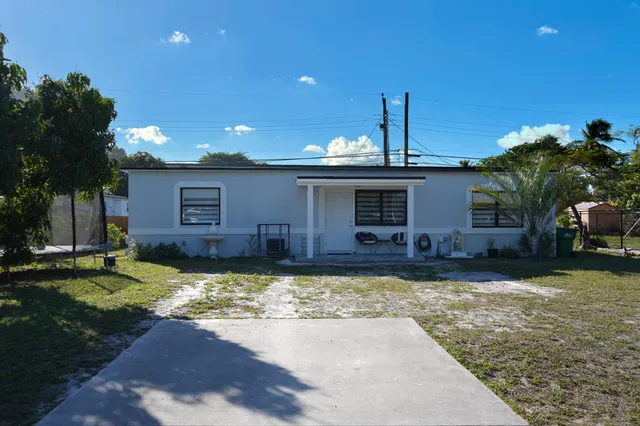 3-bedroom home at 303 NW 28 Way, Fort Lauderdale