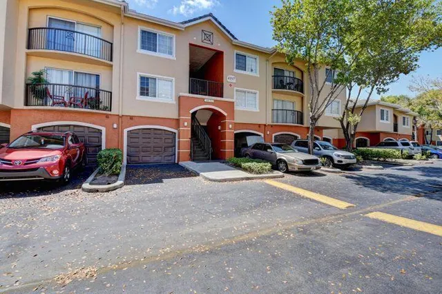 3-bedroom home at 4197 N Haverhill Road #209, West Palm Beach