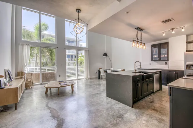 2-bedroom home at 108 Lake Avenue #202, Lake Worth Beach