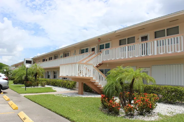 2-bedroom home at 35 SOMERSET B #35, West Palm Beach