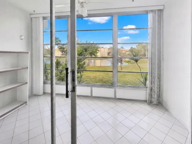 2-bedroom home at 3051 Sunrise Lakes Drive E #203, Sunrise