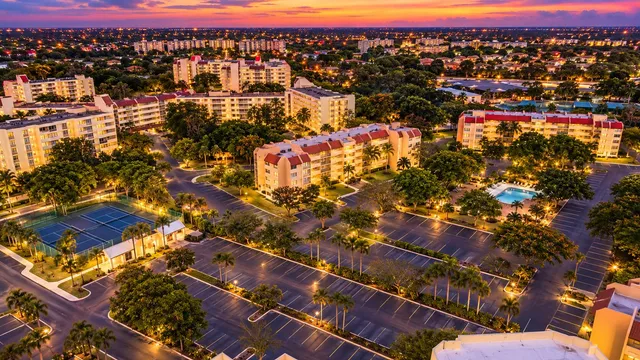 2-bedroom home at 7080 ENVIRON Boulevard #423, Lauderhill