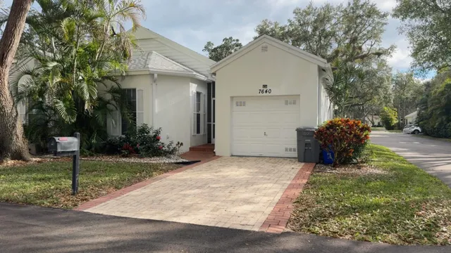 3-bedroom rental at 7640 Forest Green Ln, Boynton Beach