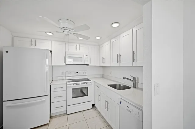 1-bedroom rental at 451 Monaco J #j, Delray Beach