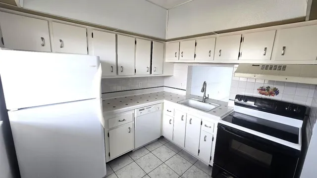 2-bedroom rental at 2800 NW 56th Avenue #G406, Lauderhill