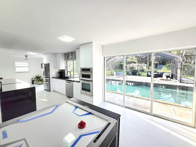 5-bedroom rental at 12231 Areaca Drive, Wellington