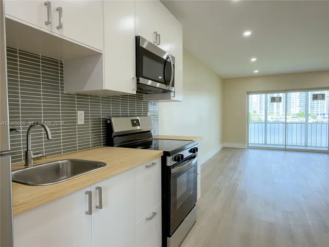 1-bedroom home at 2949 Point East Drive #B304, Aventura