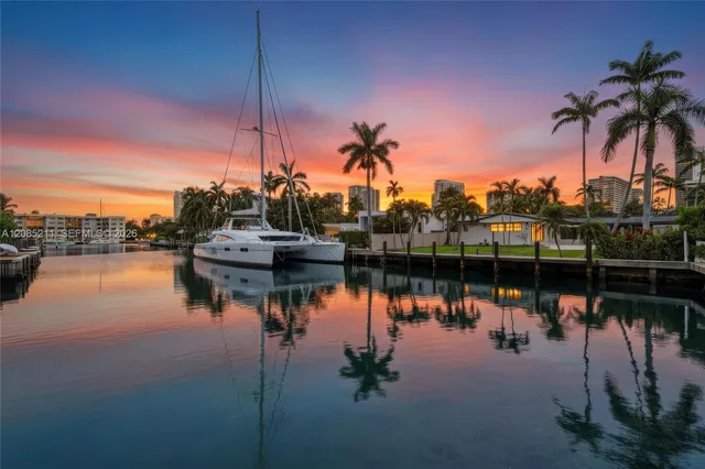 4-bedroom rental at 536 Hibiscus Drive #., Hallandale Beach