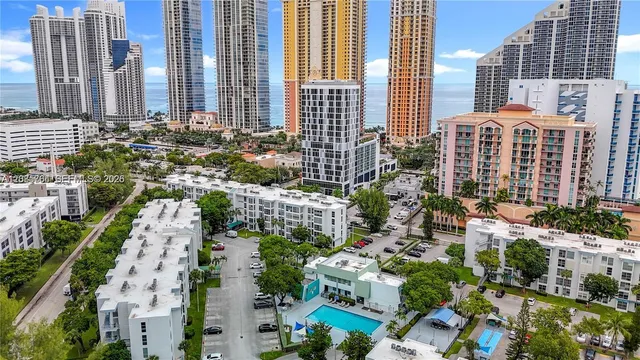 2-bedroom rental at 17570 Atlantic Boulevard #118, Sunny Isles Beach
