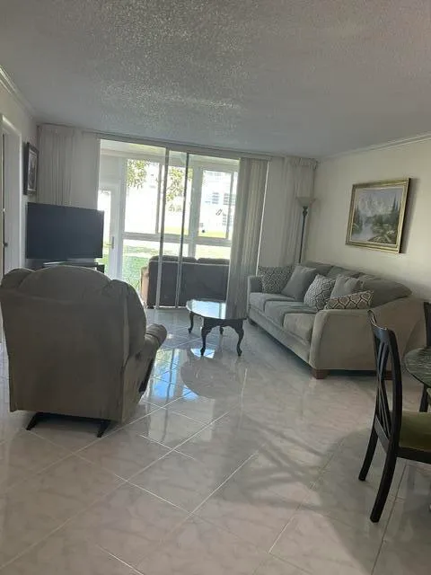 2-bedroom home at 8020 Sunrise Lakes Drive N #111, Sunrise