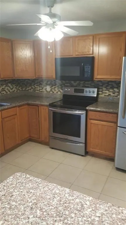 2-bedroom home at 180 NE 12th Avenue #17a, Hallandale Beach