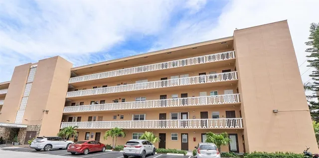 2-bedroom home at 219 NE 14th Avenue #107, Hallandale Beach