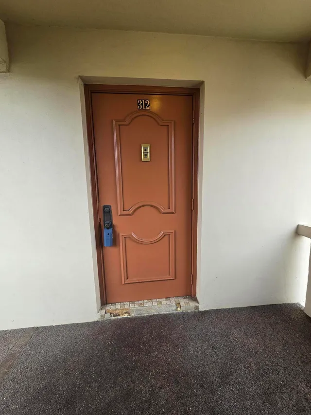 2-bedroom home at 2800 W Sunrise Lakes Drive W #312, Sunrise