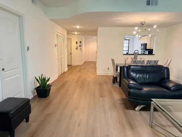 3-bedroom home at 8659 Vía Reale #1, Boca Raton