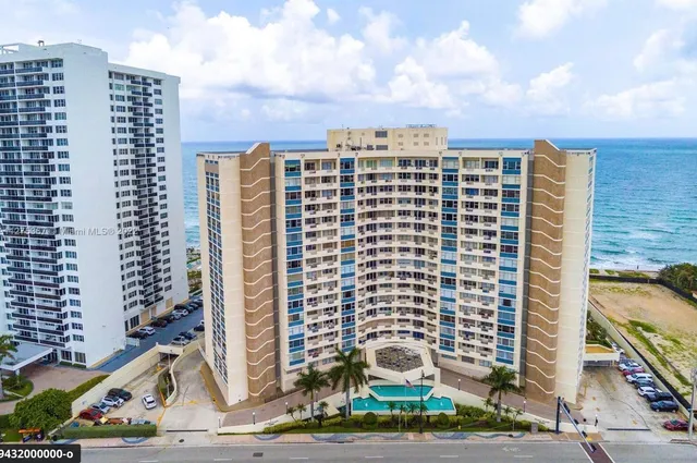 1-bedroom home at 3180 S Ocean Drive #414, Hallandale Beach