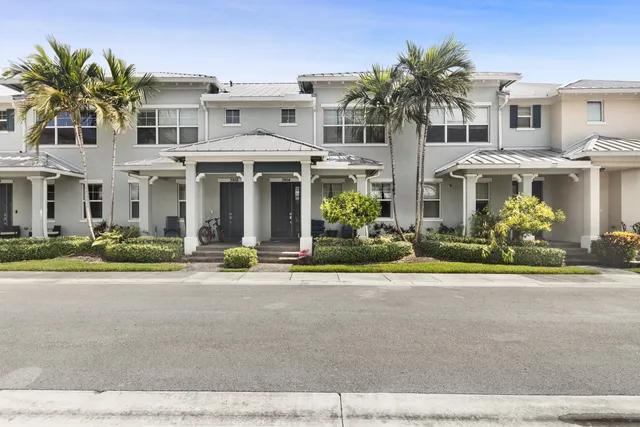 3-bedroom home at 3964 Poinciana Lane, Hollywood