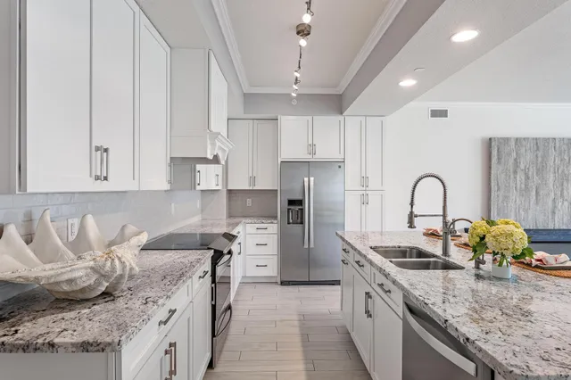 3-bedroom home at 411 Bay Colony Drive N, Juno Beach