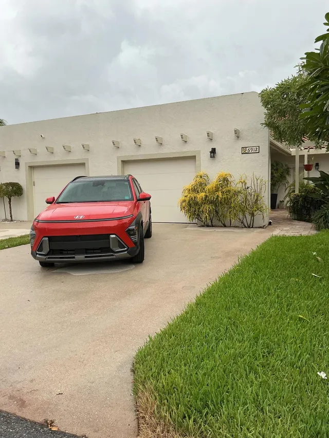 3-bedroom home at 6912 BARBAROSSA Street, Boca Raton