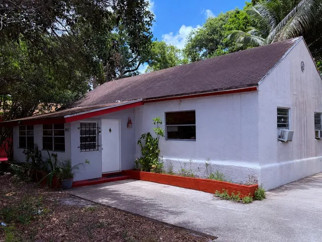 2-bedroom home at 445 NE 163RD Street, Miami