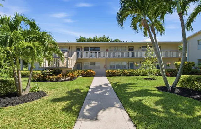 1-bedroom home at 489 Tilford W, Deerfield Beach