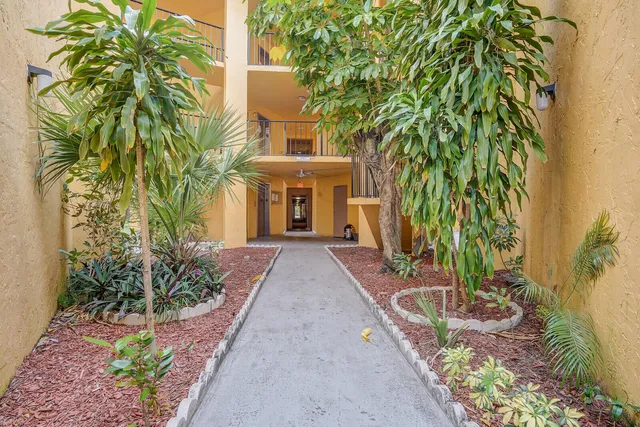 2-bedroom home at 4364 NW 9th Avenue #16-3d, Deerfield Beach