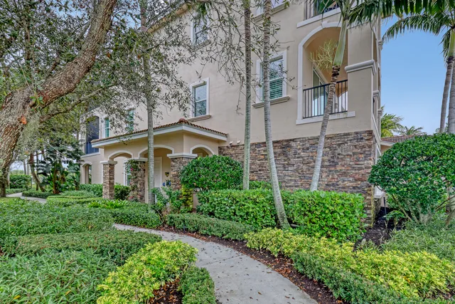 3-bedroom home at 13519 Treasure Cove Circle, North Palm Beach