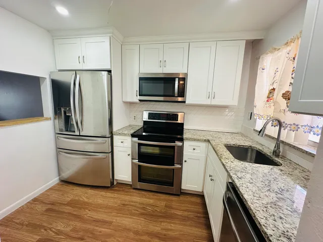 2-bedroom home at 9900 Sunrise Lakes Boulevard #201, Sunrise