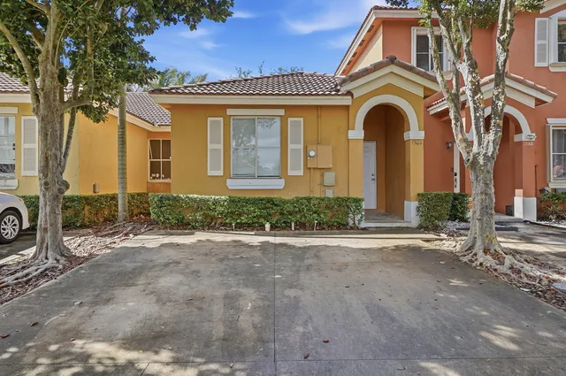 3-bedroom home at 1584 SW 2nd Street, Homestead