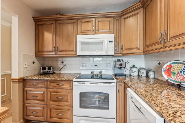 2-bedroom home at 1051 Orange Terrace #103, Delray Beach