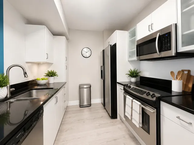 2-bedroom home at 2775 NE 187th #408, Aventura