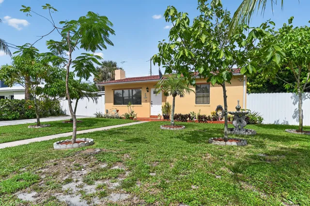3-bedroom home at 5826 CHURCHILL Court, West Palm Beach