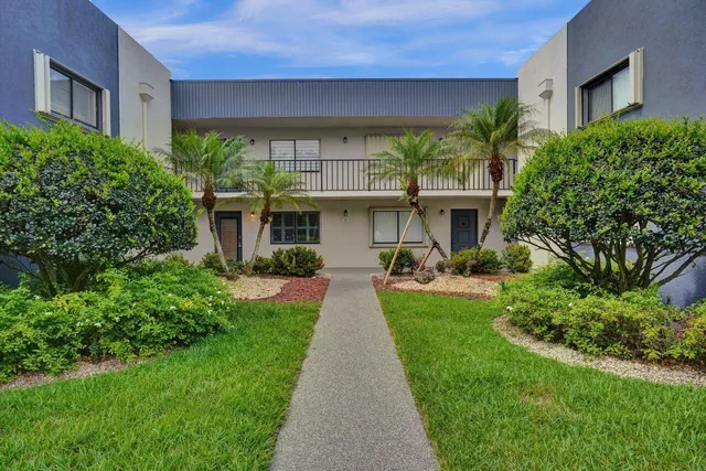 2-bedroom home at 15036 Ashland Lane #B 70, Delray Beach