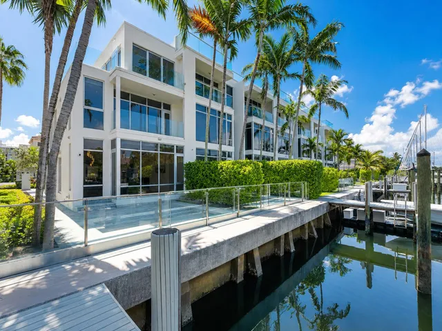 3-bedroom home at 215 Hendricks Isle, Fort Lauderdale