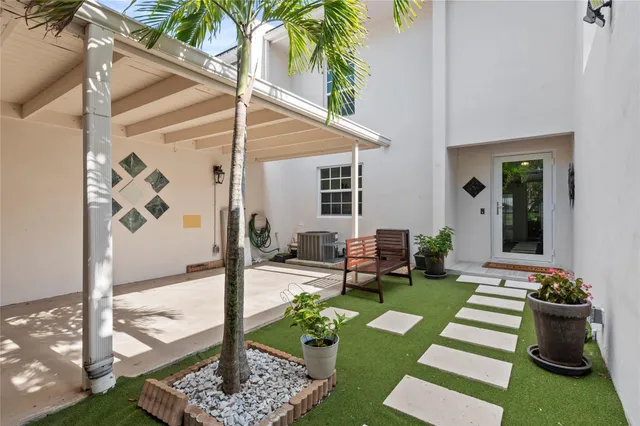 2-bedroom home at 3063 N PALM AIRE Drive #3063, Pompano Beach