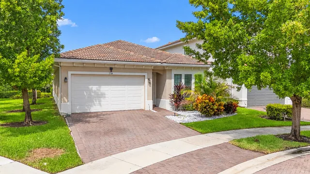 3-bedroom home at 3764 NW 89TH Way, Coral Springs