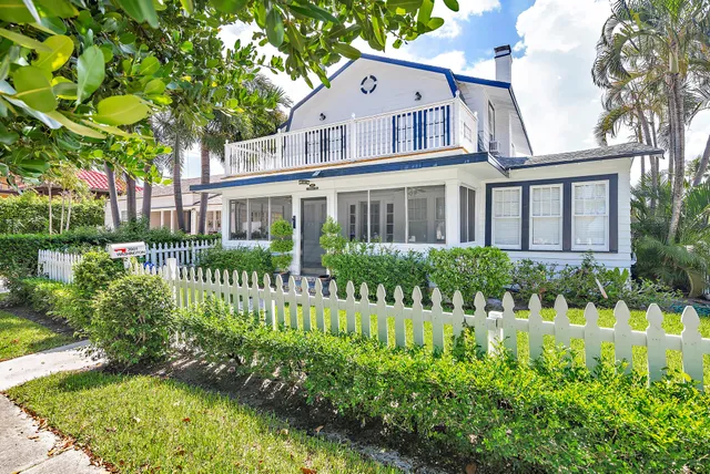 5-bedroom home at 3901 Washington Road, West Palm Beach