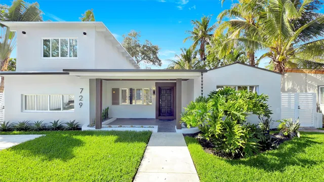 4-bedroom home at 729 NE 17th Terrace, Fort Lauderdale