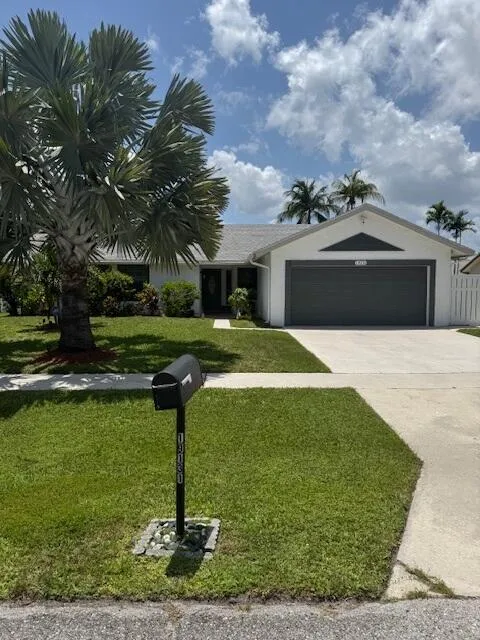 3-bedroom rental at 19131 Fairlawn Way, Boca Raton