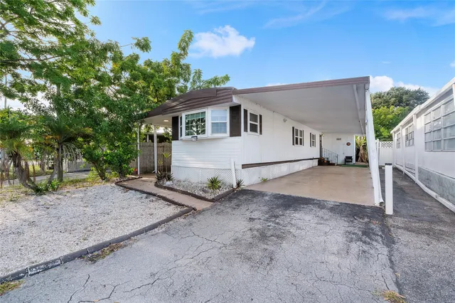2-bedroom rental at 2710 E MARINA Drive, Dania Beach