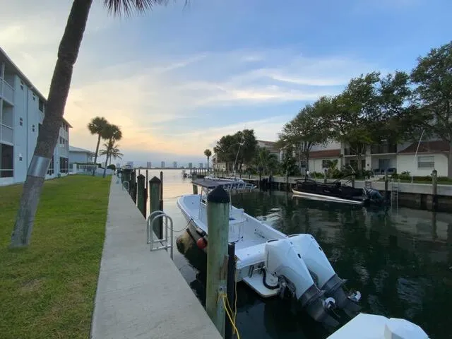 2-bedroom rental at 120 Lehane Terrace #305, North Palm Beach