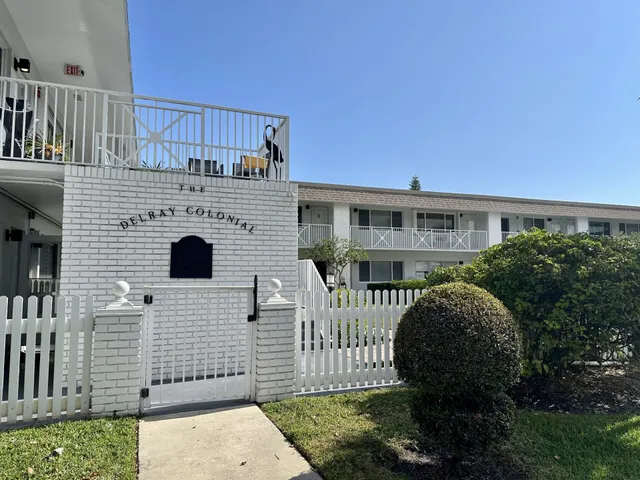 1-bedroom rental at 1001 NE 8th Avenue #102, Delray Beach