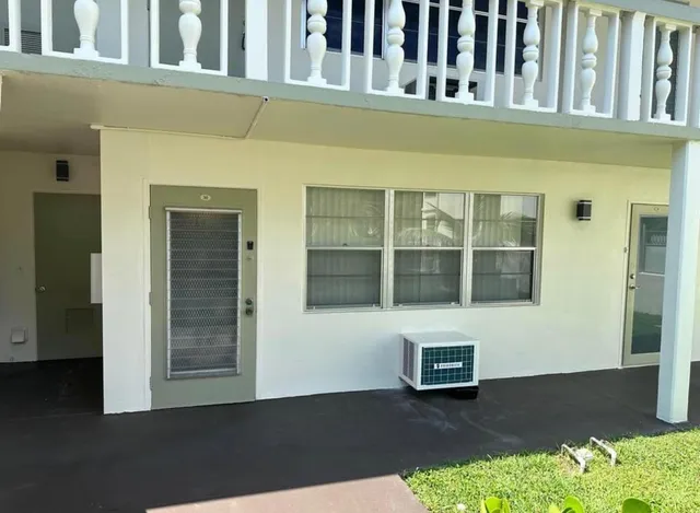 1-bedroom rental at 30 WESTBURY B Circle #30, Deerfield Beach
