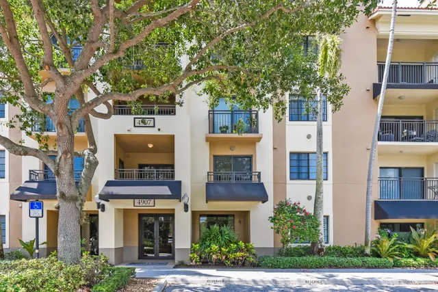 2-bedroom rental at 4907 Midtown Lane #1212, Palm Beach Gardens