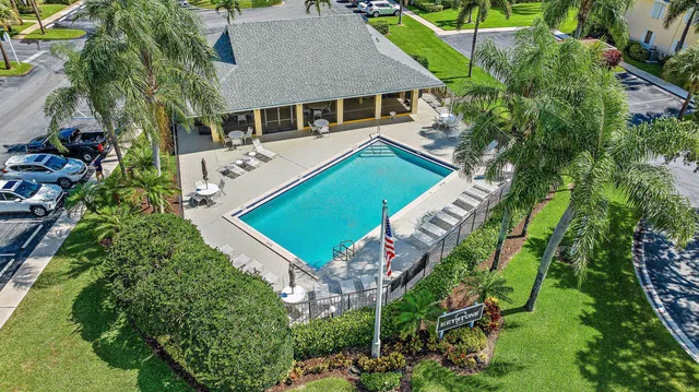 2-bedroom rental at 1002 Keystone Drive #Unit g, Jupiter